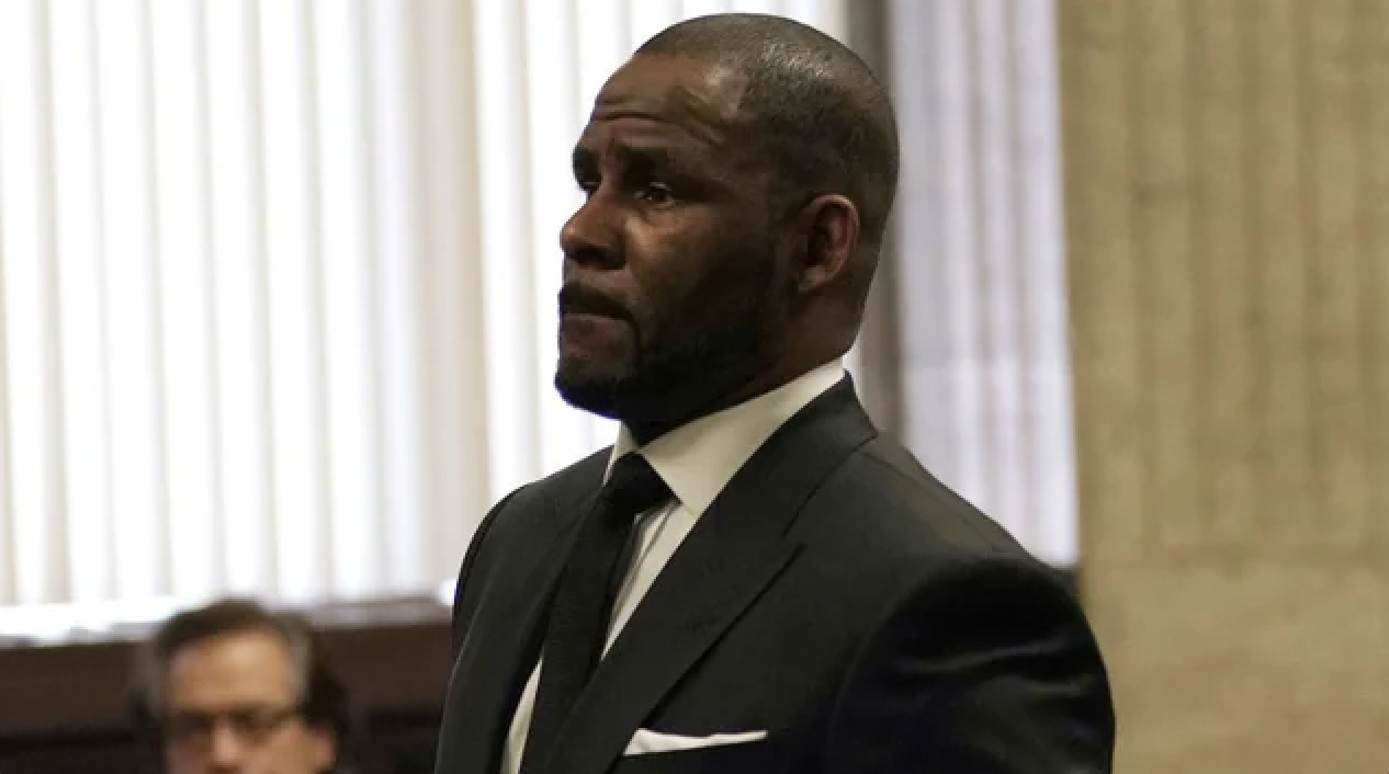 R_Kelly_Accused_Of_Sexually_Abusing_Two_Underage_Boys