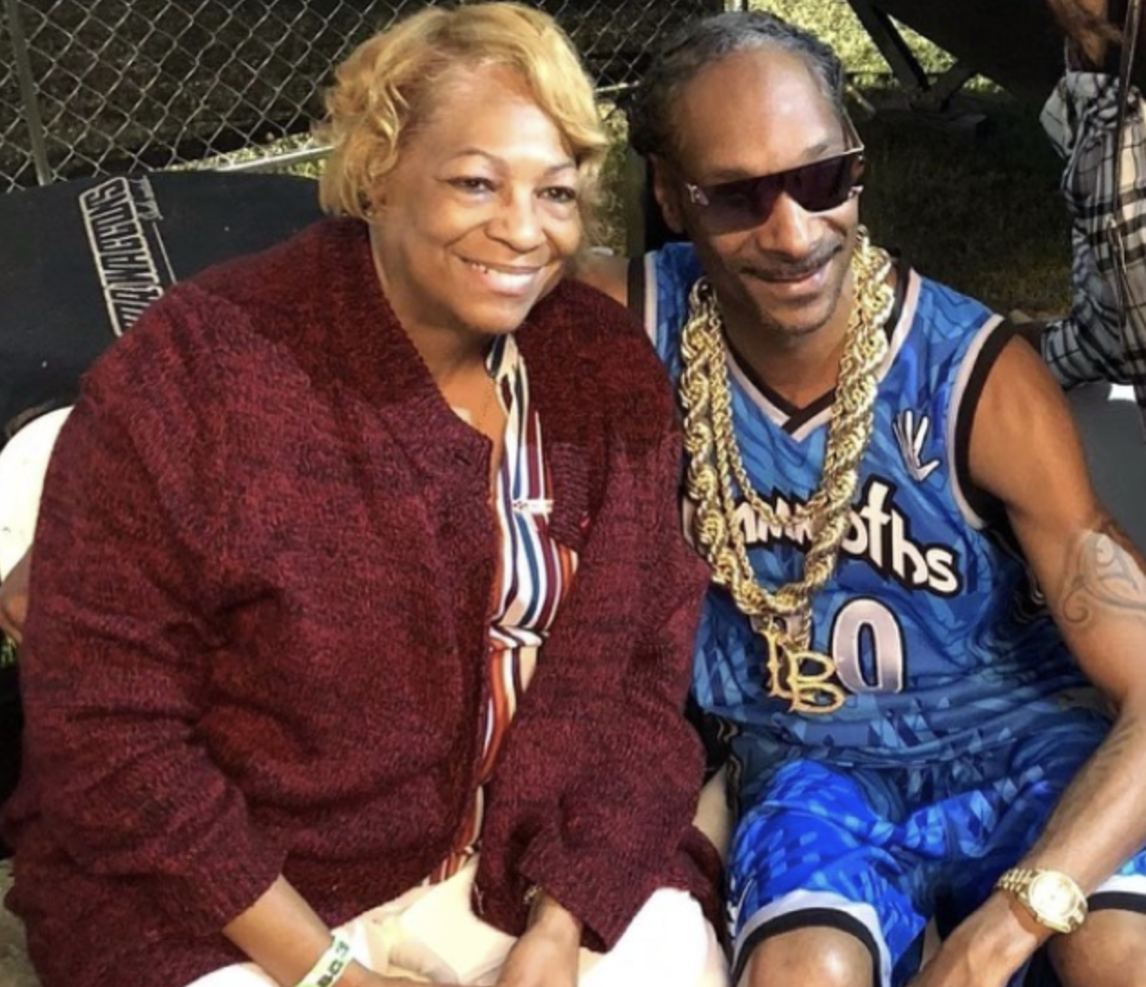 Snoop_Dogg_Gives_Update_On_Mother_Health_She_Is_Still_Fighting